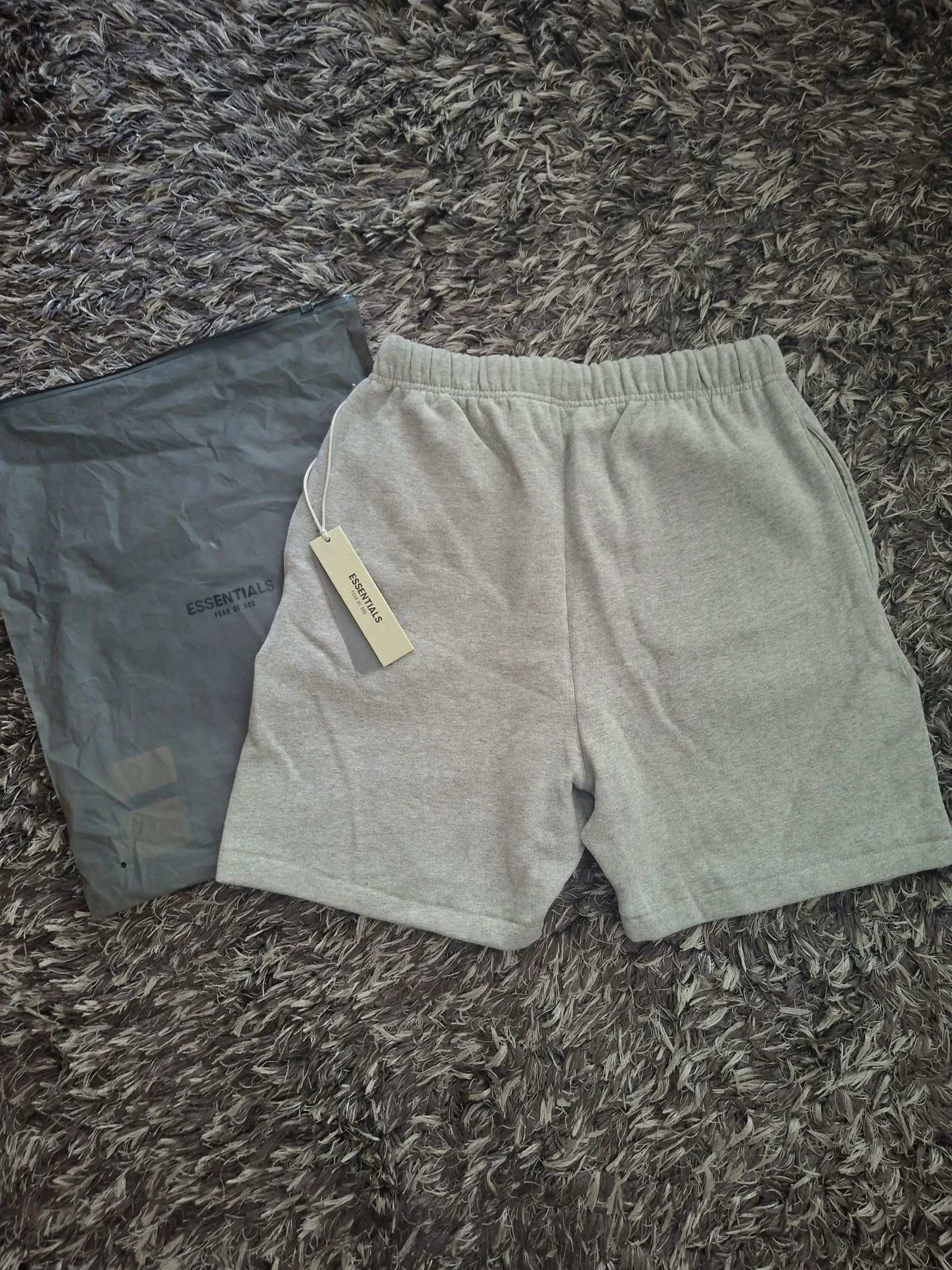 Essentials Fear Of God grijze korte broeken maat S – photo 5
